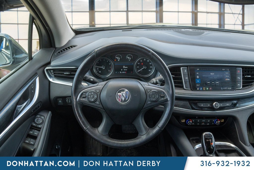 Used 2020 Buick Enclave Premium AWD/4WD image 5