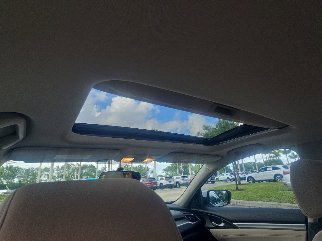 Used 2018 Honda Civic EX image 26