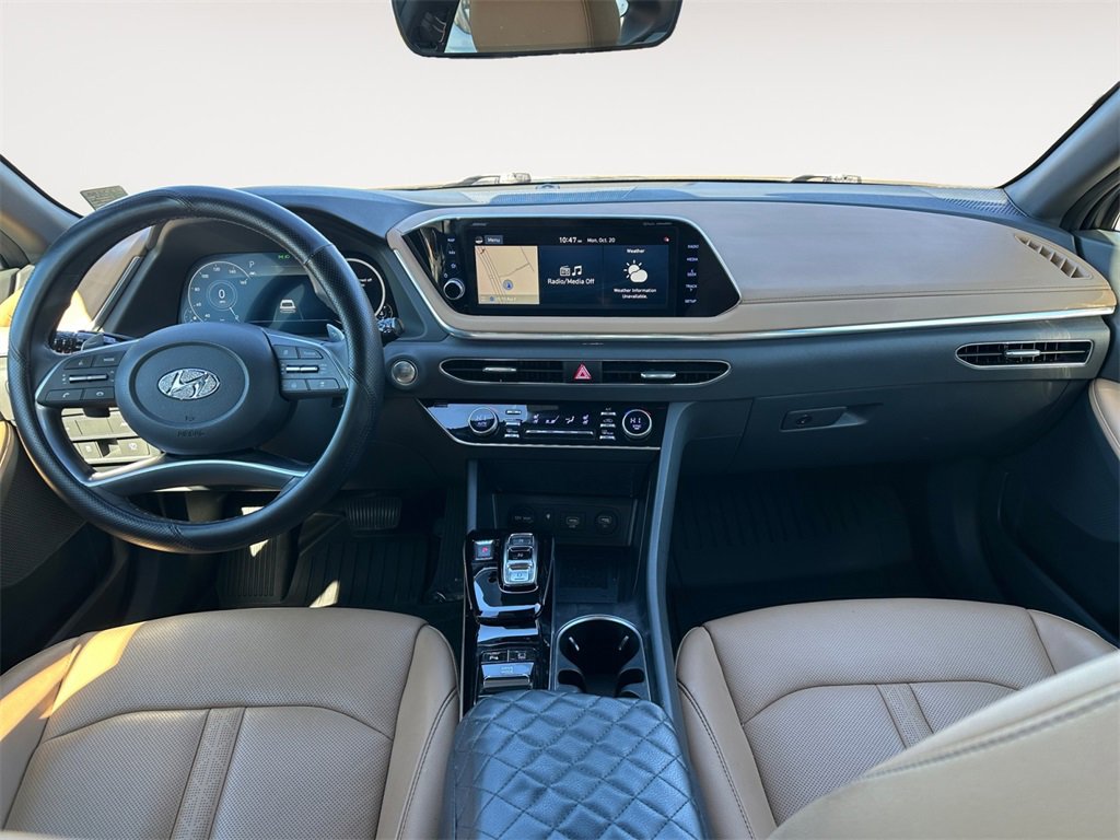 Used 2022 Hyundai Sonata Limited w/ Winter Weather Package image 10