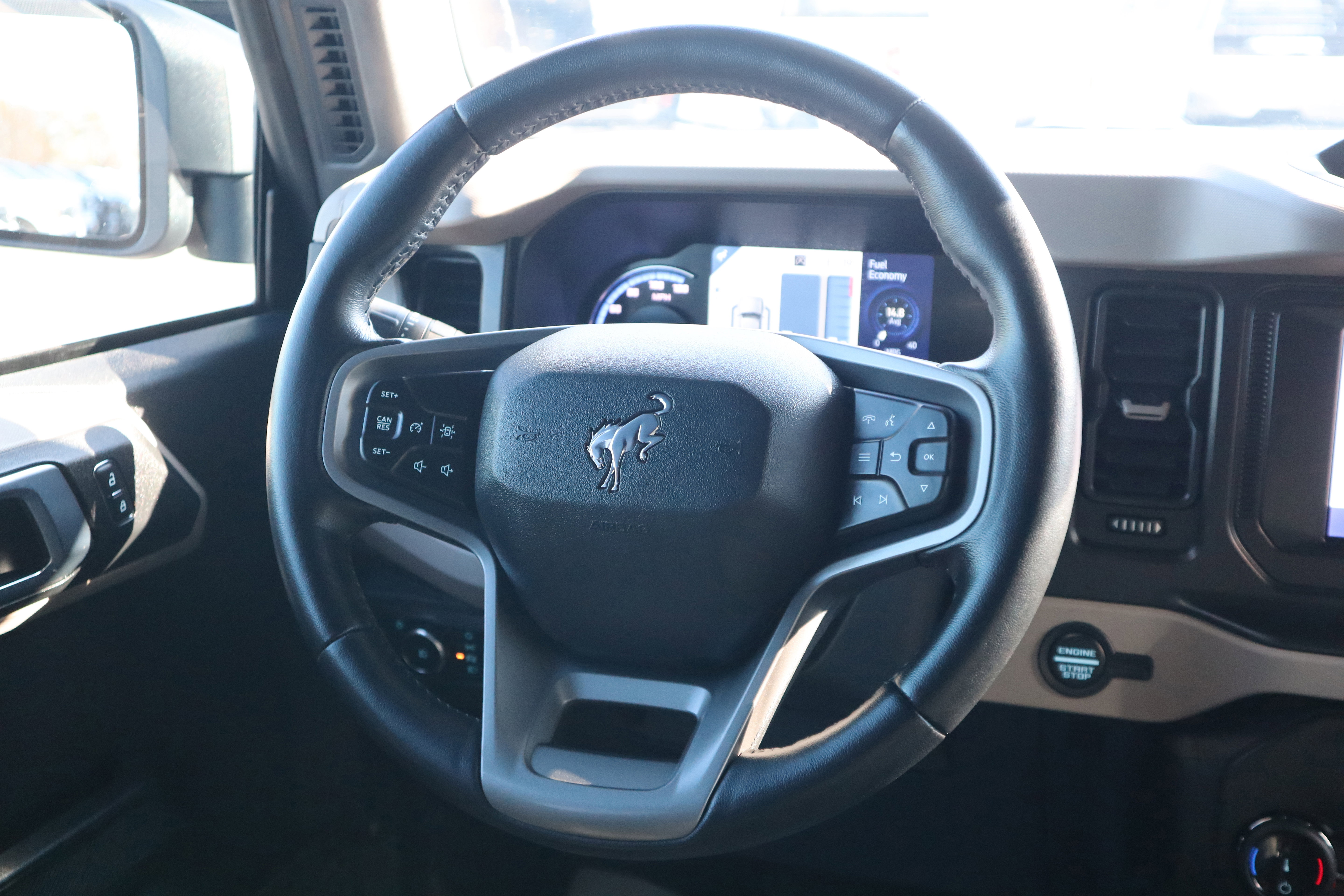 Used 2022 Ford Bronco Big Bend image 15