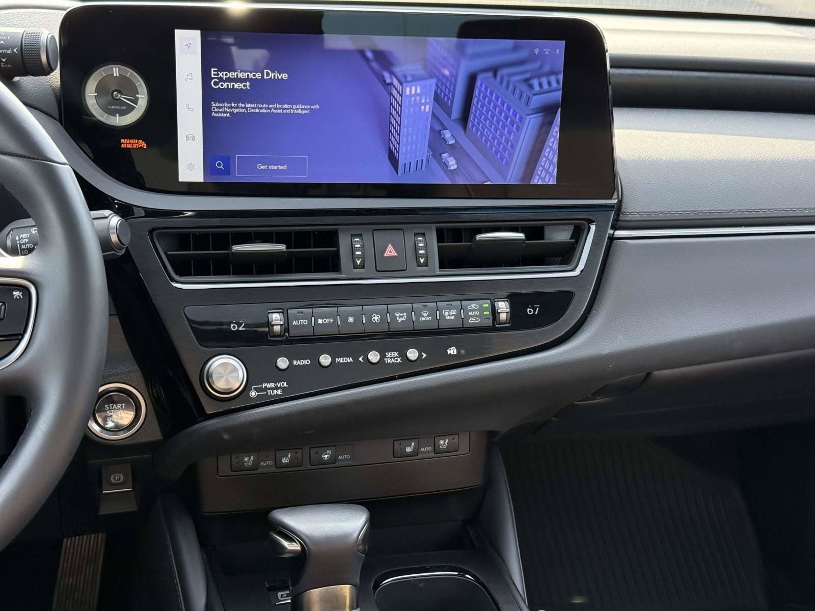 Used 2025 Lexus ES 350 w/ Premium Package FWD image 18