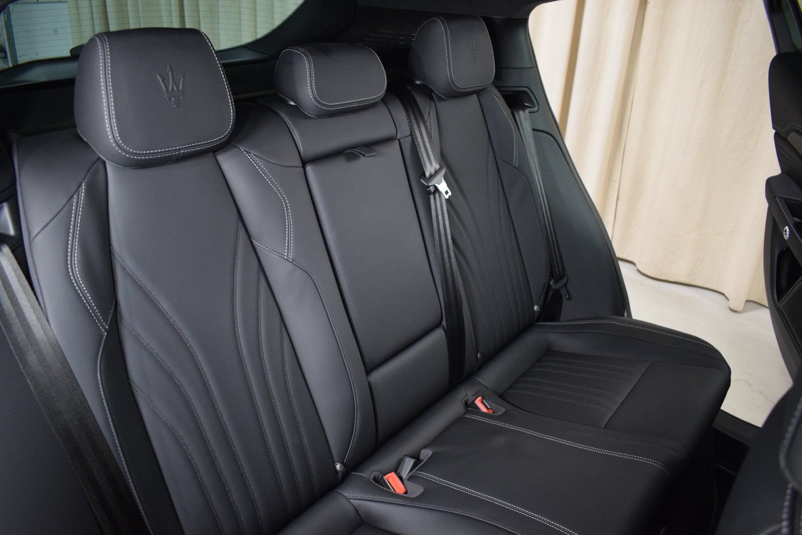Used 2025 Maserati Grecale Modena AWD/4WD image 18