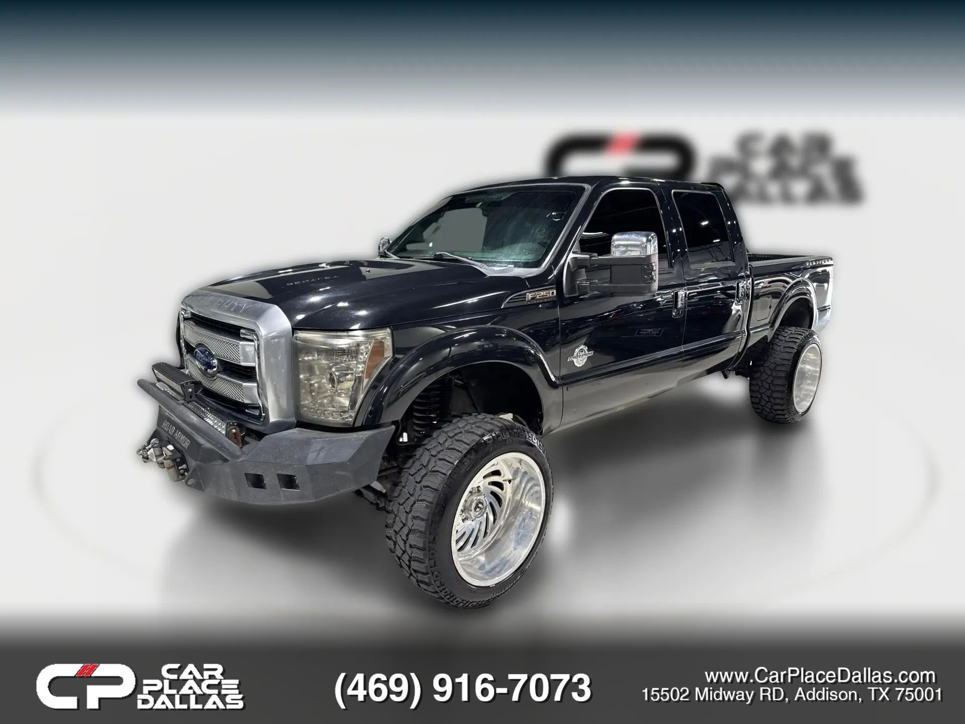 Used 2015 Ford F250 Platinum w/ FX4 Off-Road Package image 4
