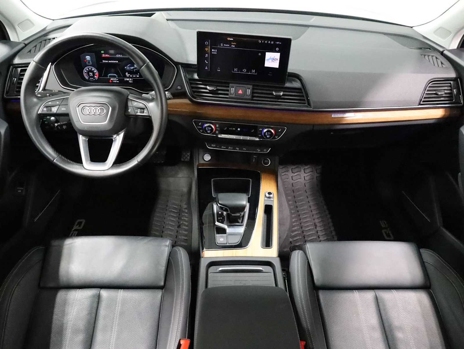 Used 2021 Audi Q5 Prestige w/ Prestige Package AWD/4WD image 24