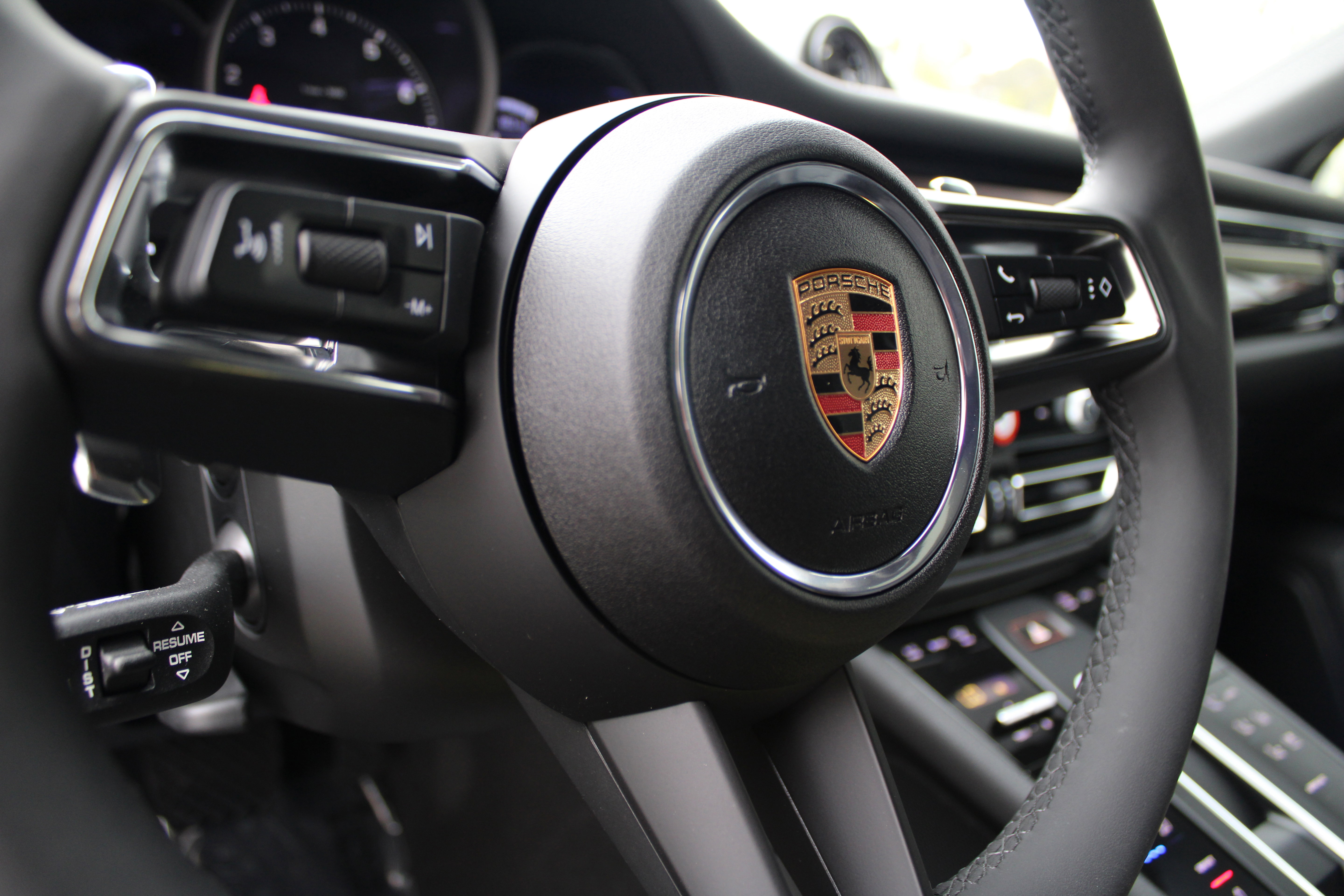 New 2025 Porsche Macan image 17