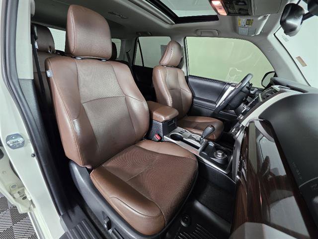 Used 2020 Toyota 4Runner Limited AWD/4WD image 14