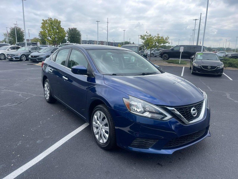 Used 2017 Nissan Sentra SV w/ Driver's Assist Package image 2