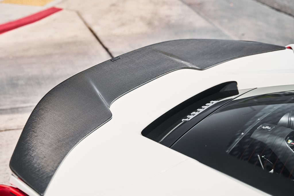 Used 2018 Ferrari 488 GTB RWD image 13