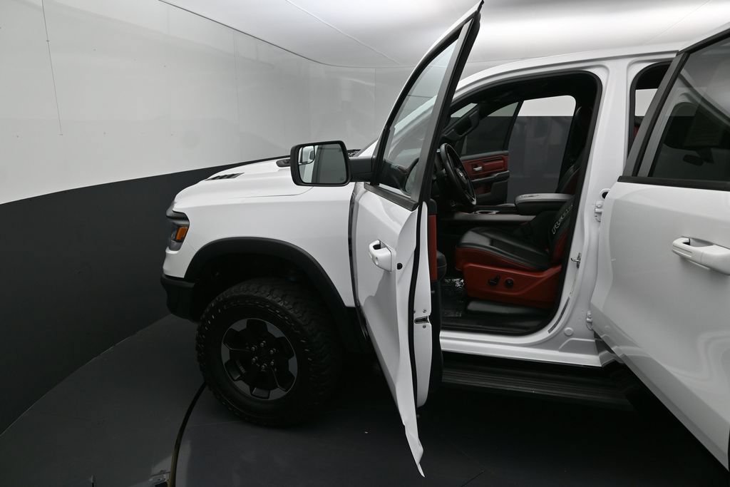 Used 2019 RAM 1500 Rebel AWD/4WD image 12