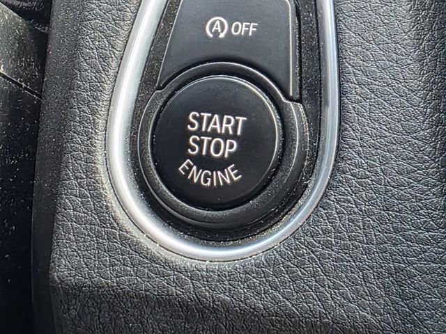 Used 2016 BMW 320i xDrive Sedan AWD/4WD image 18