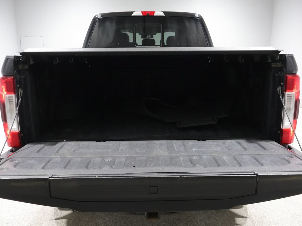 Used 2018 Ford F250 Lariat w/ Lariat Ultimate Package AWD/4WD image 4