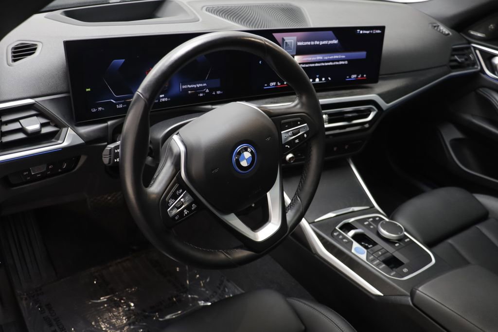 Certified 2024 BMW i4 eDrive35 w/ Premium Package RWD image 6