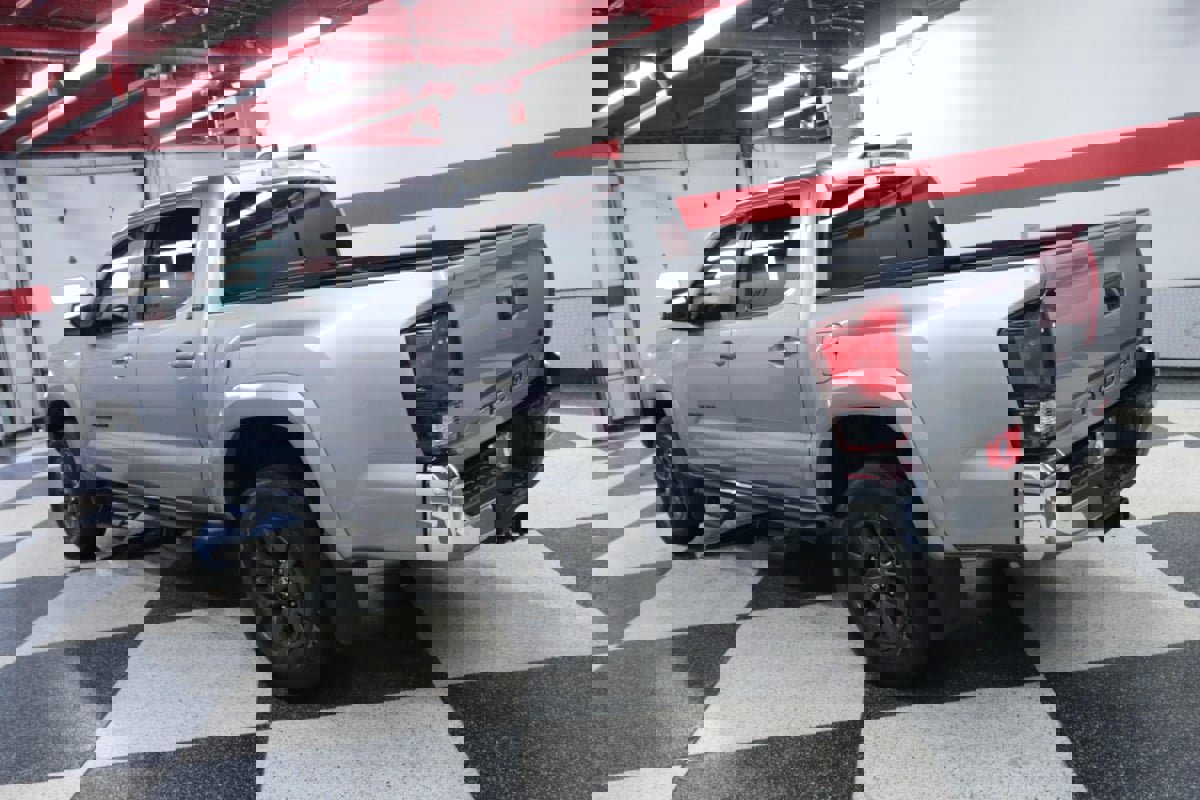 Used 2021 Toyota Tacoma SR5 image 6