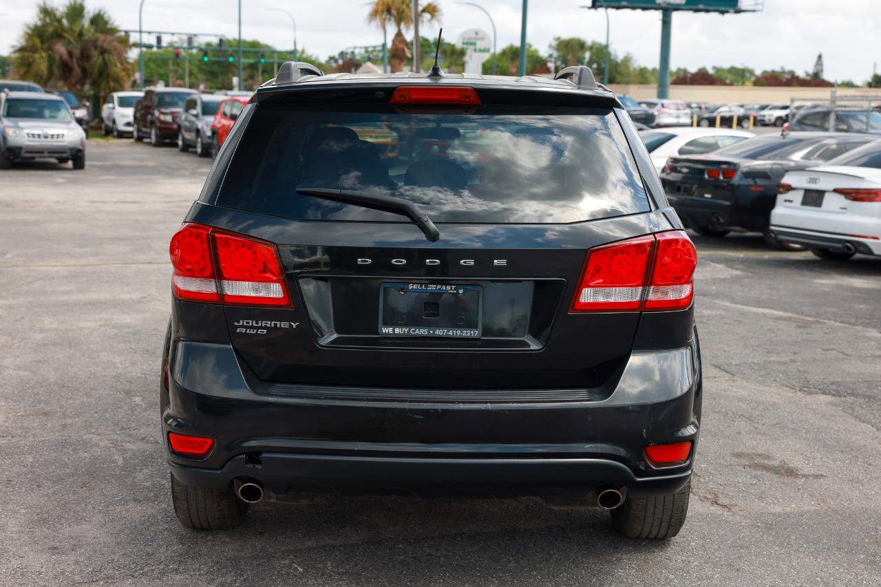 Used 2012 Dodge Journey SXT w/ Flexible Seating Group image 9