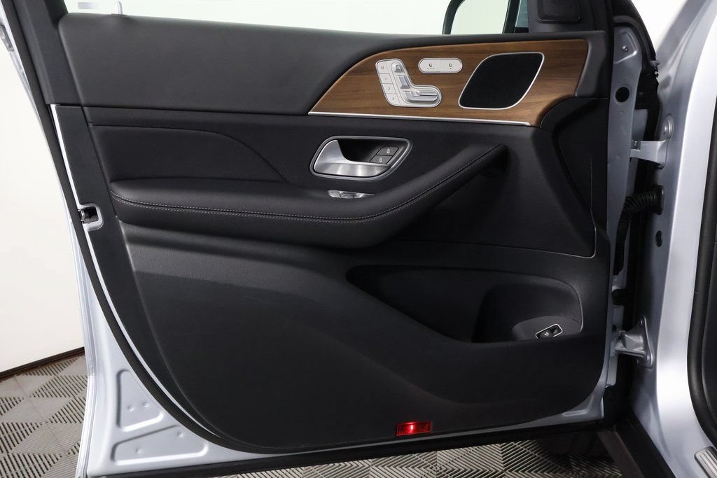 Certified 2025 Mercedes-Benz GLE 350 4MATIC image 12
