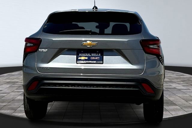 New 2026 Chevrolet Trax LS image 5