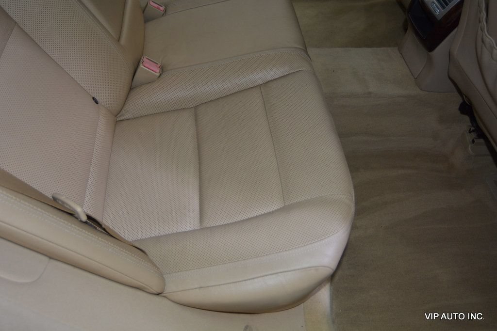 Used 2010 Mercedes-Benz S 550 4MATIC image 28