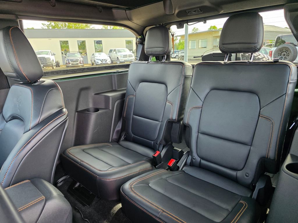Used 2024 Ford Bronco Badlands AWD/4WD image 17