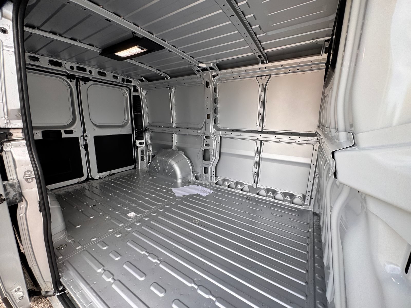 New 2026 RAM ProMaster 1500 w/ Quick Order Package 22G SLT FWD image 4