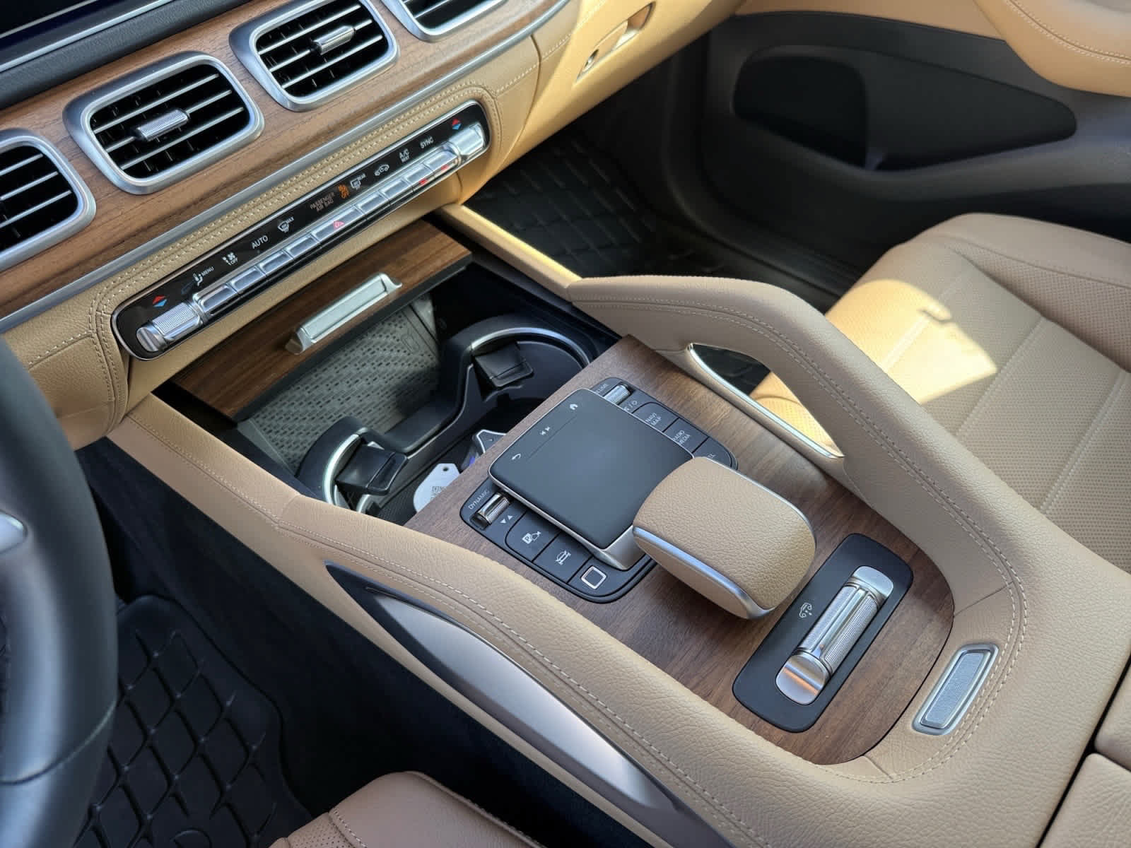 Certified 2026 Mercedes-Benz GLE 580 4MATIC image 23