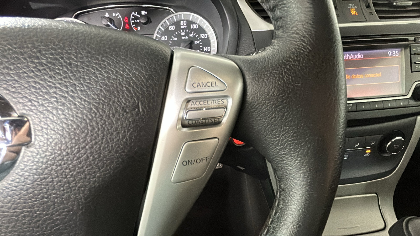 Used 2015 Nissan Sentra SV FWD image 21