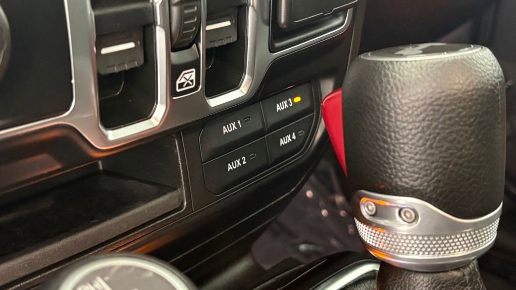Used 2022 Jeep Wrangler Unlimited Sport AWD/4WD image 44