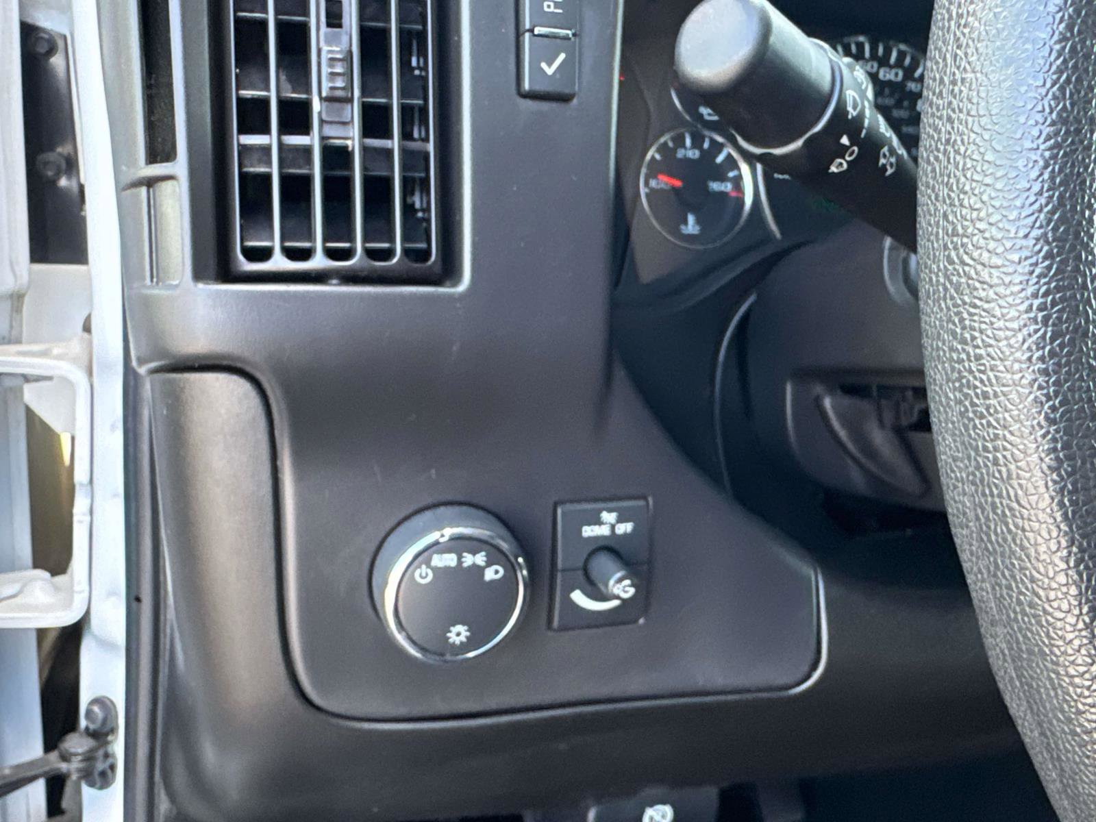 Used 2024 Chevrolet Express 2500 w/ Driver Convenience Package RWD image 10