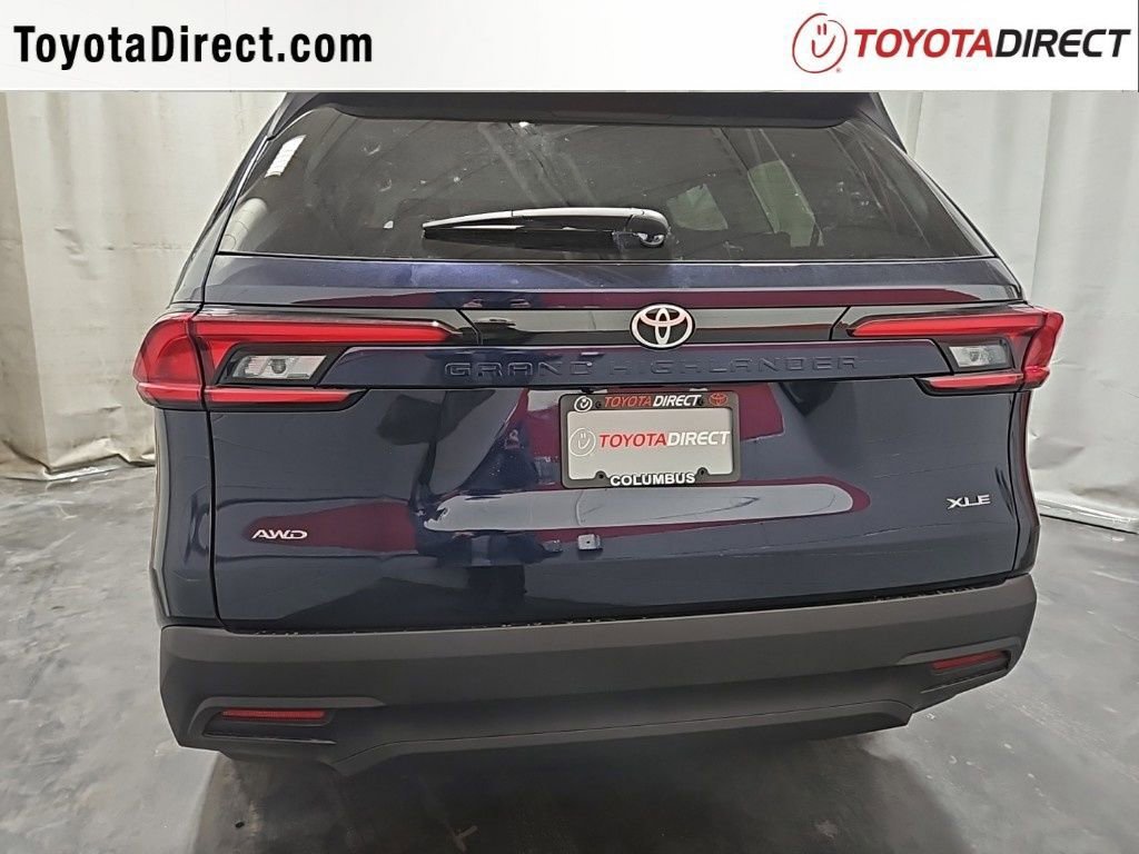 New 2026 Toyota Grand Highlander AWD image 6