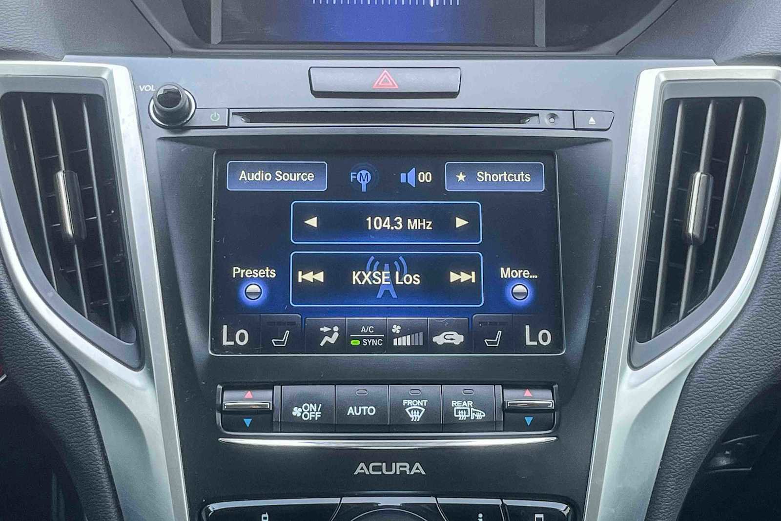Used 2016 Acura TLX image 13