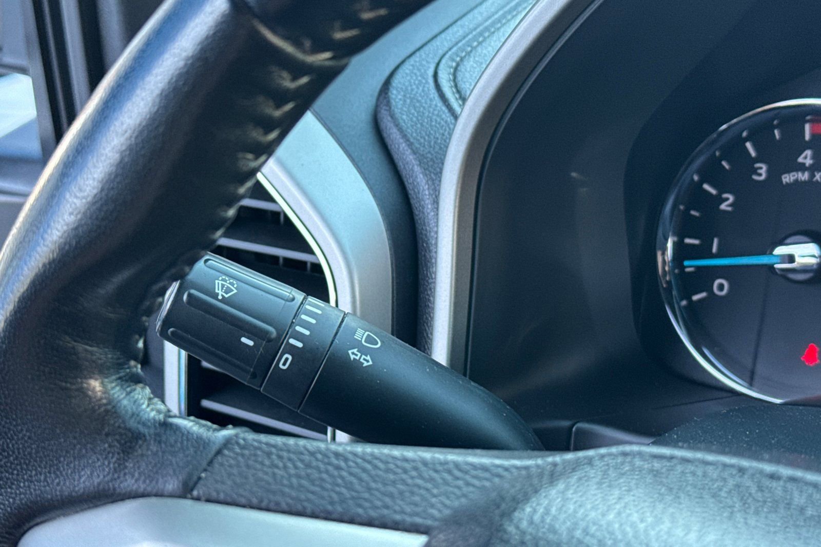 Used 2022 Ford F250 Lariat w/ Lariat Value Package image 34