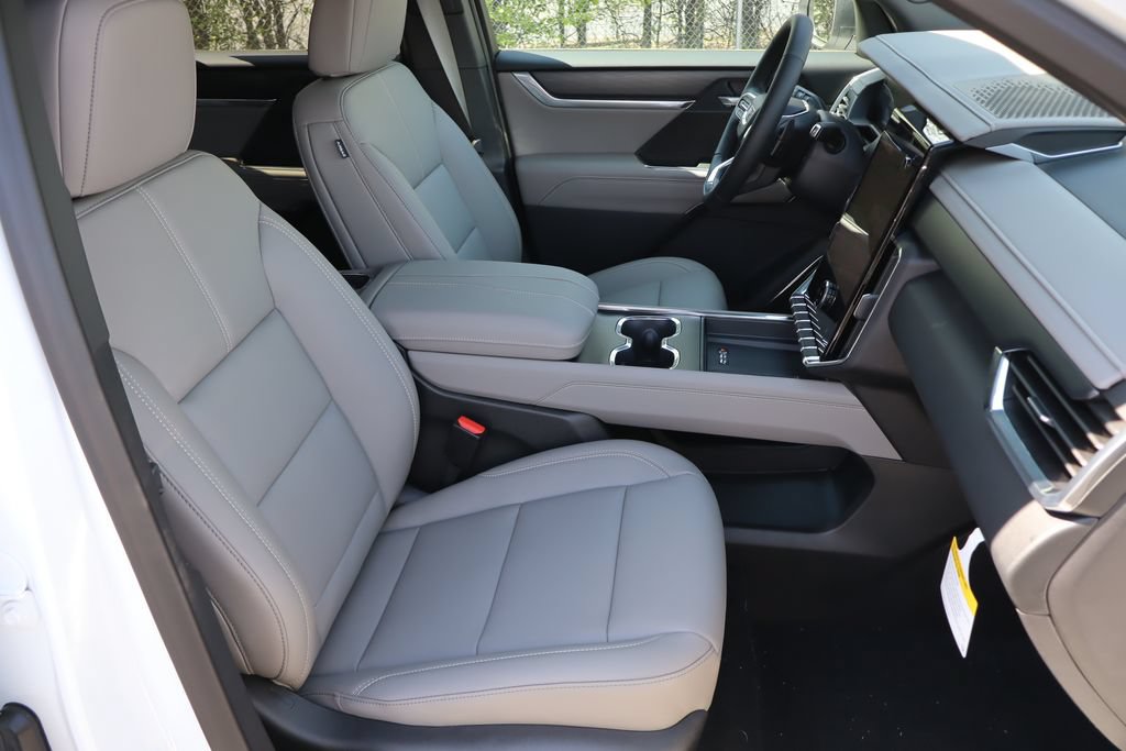 New 2026 GMC Acadia Elevation w/ Elevation Premium Package AWD/4WD image 27