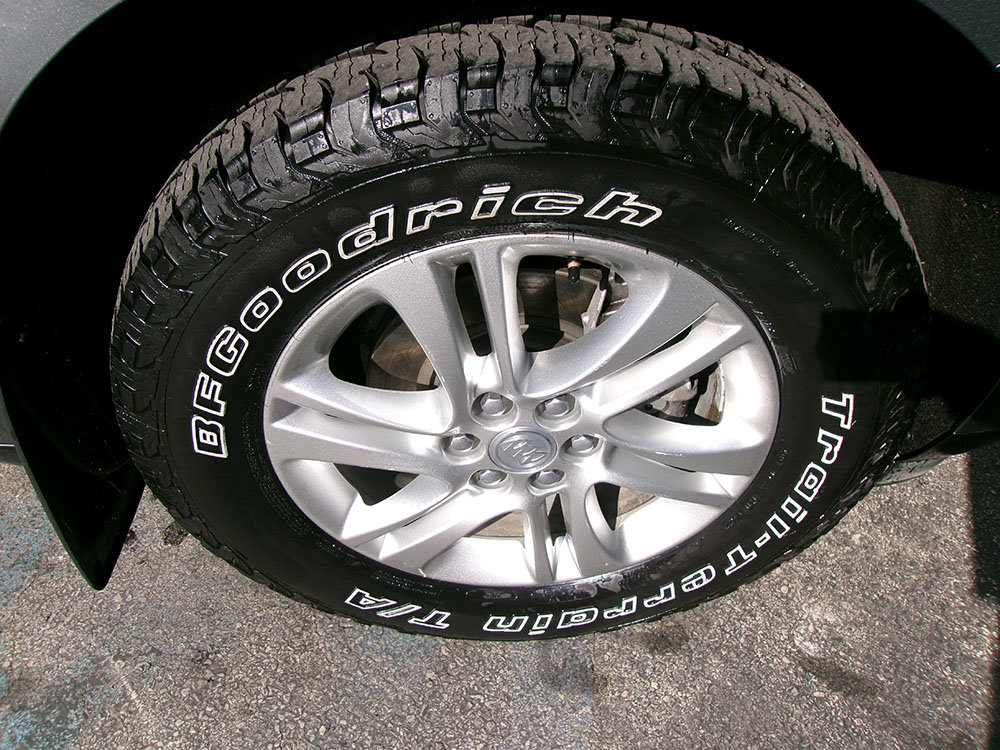 Used 2021 Buick Enclave Essence AWD/4WD image 7