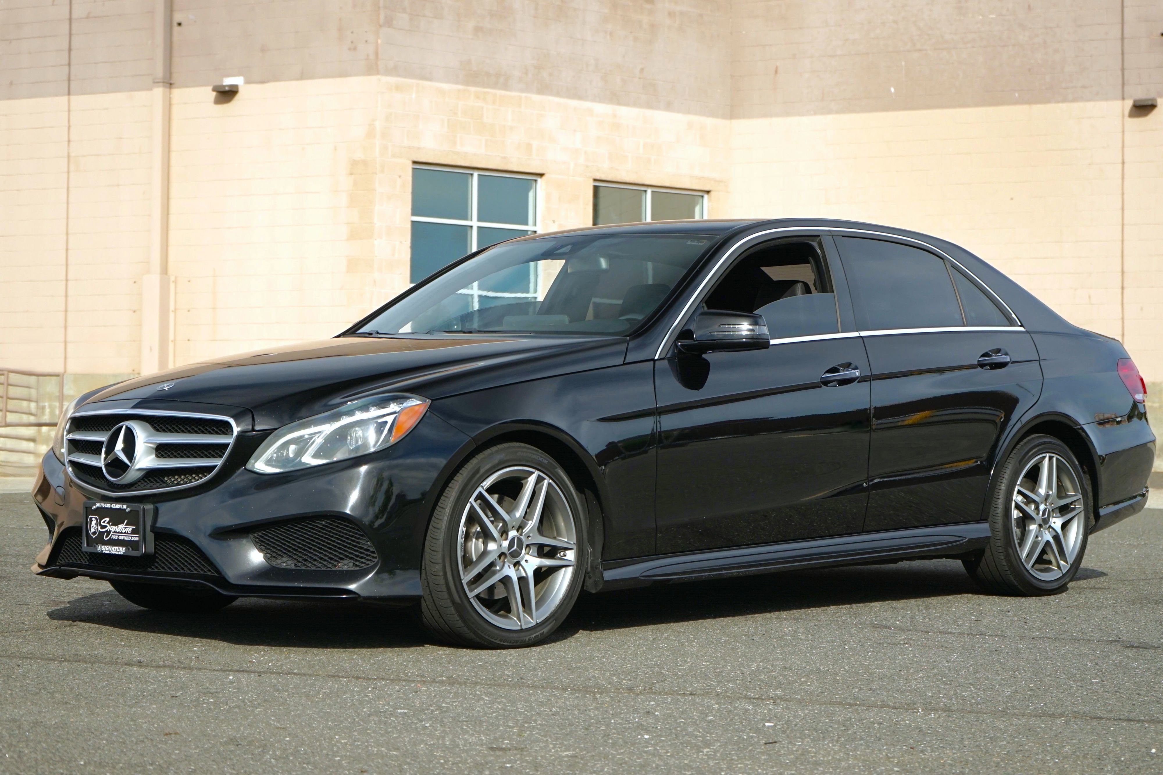 Used 2016 Mercedes-Benz E 350 4MATIC Sedan image 2