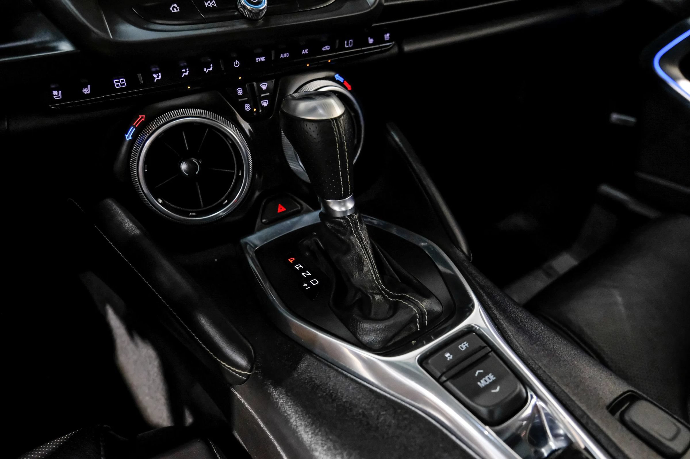 Used 2017 Chevrolet Camaro SS RWD image 26