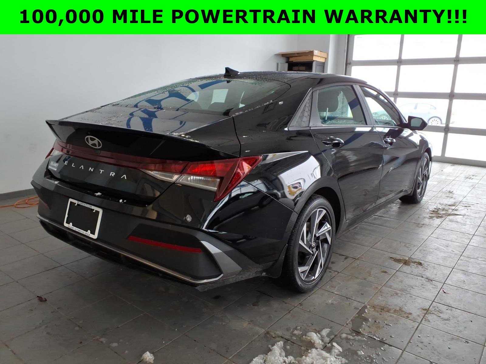 Certified 2025 Hyundai Elantra Sport image 5