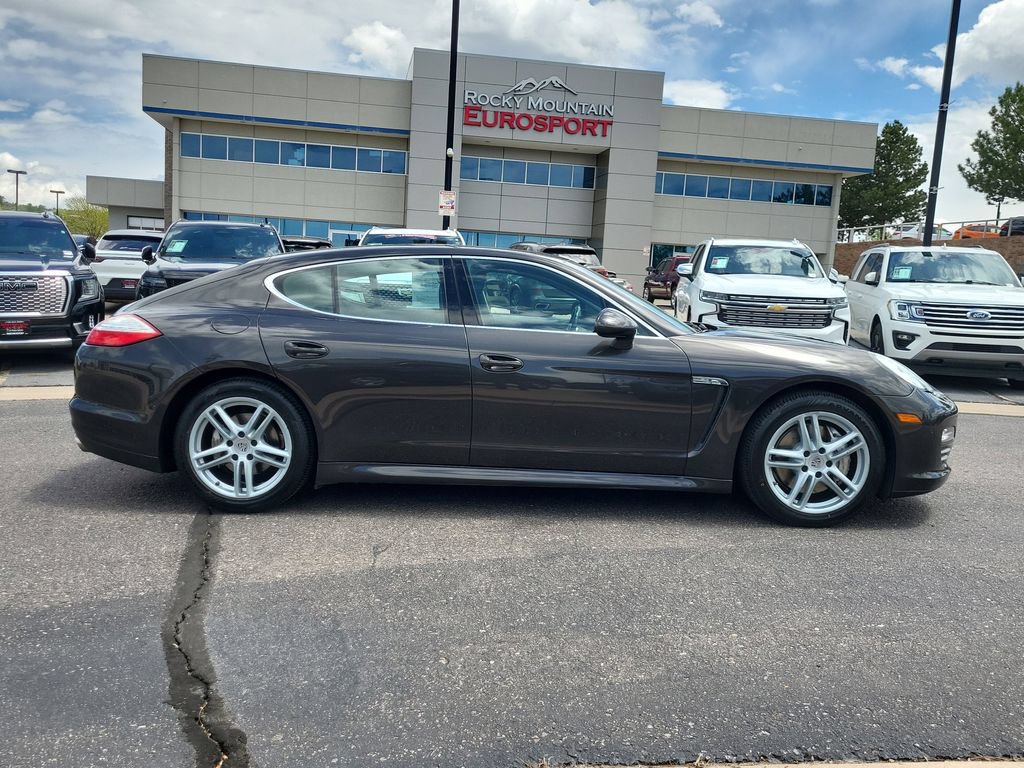 Used 2012 Porsche Panamera 4S image 3