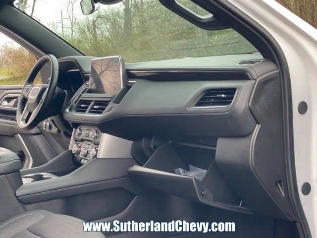 Used 2024 GMC Yukon XL SLE image 18