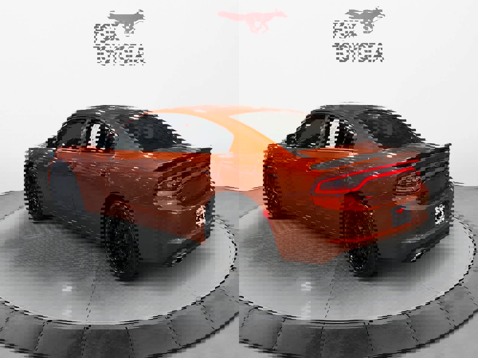 Used 2021 Dodge Charger SXT w/ Blacktop Package image 4