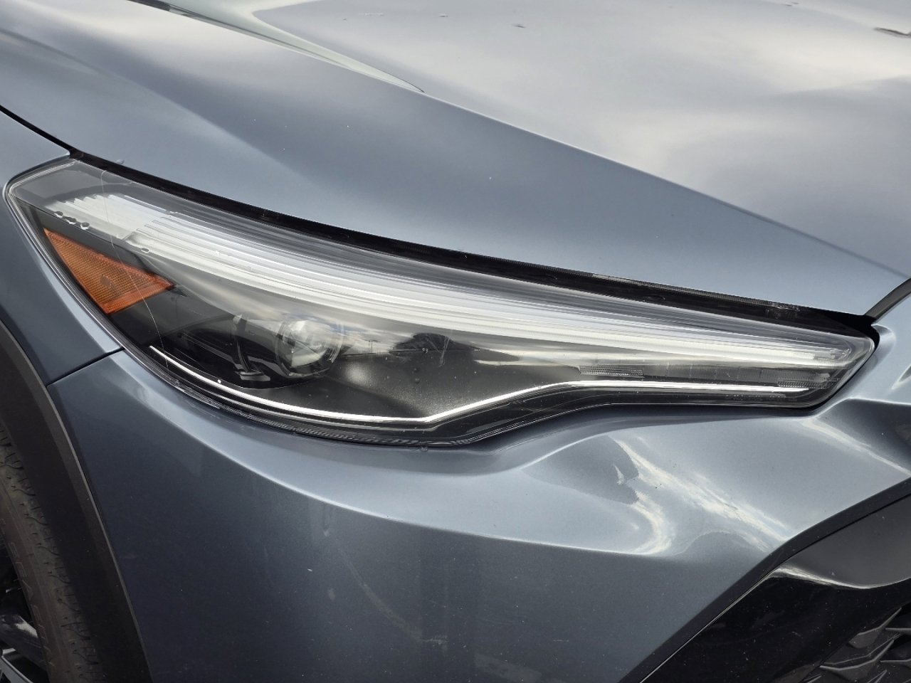 Used 2023 Toyota Corolla Cross XSE w/ Convenience Package image 13