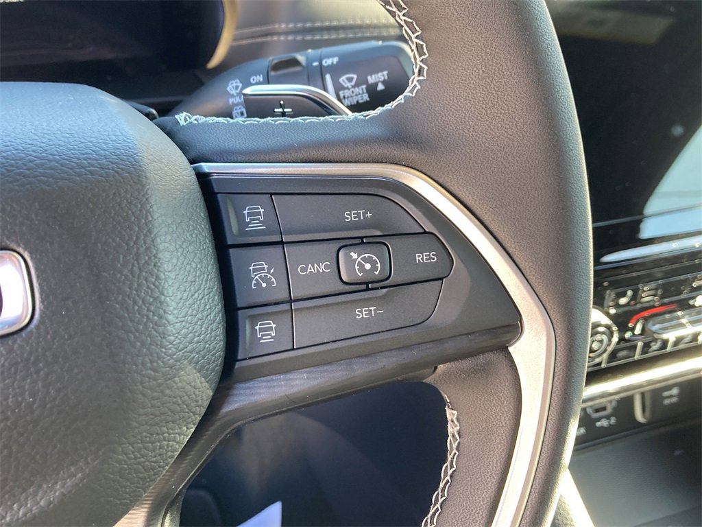 New 2025 Jeep Grand Cherokee L Altitude image 22