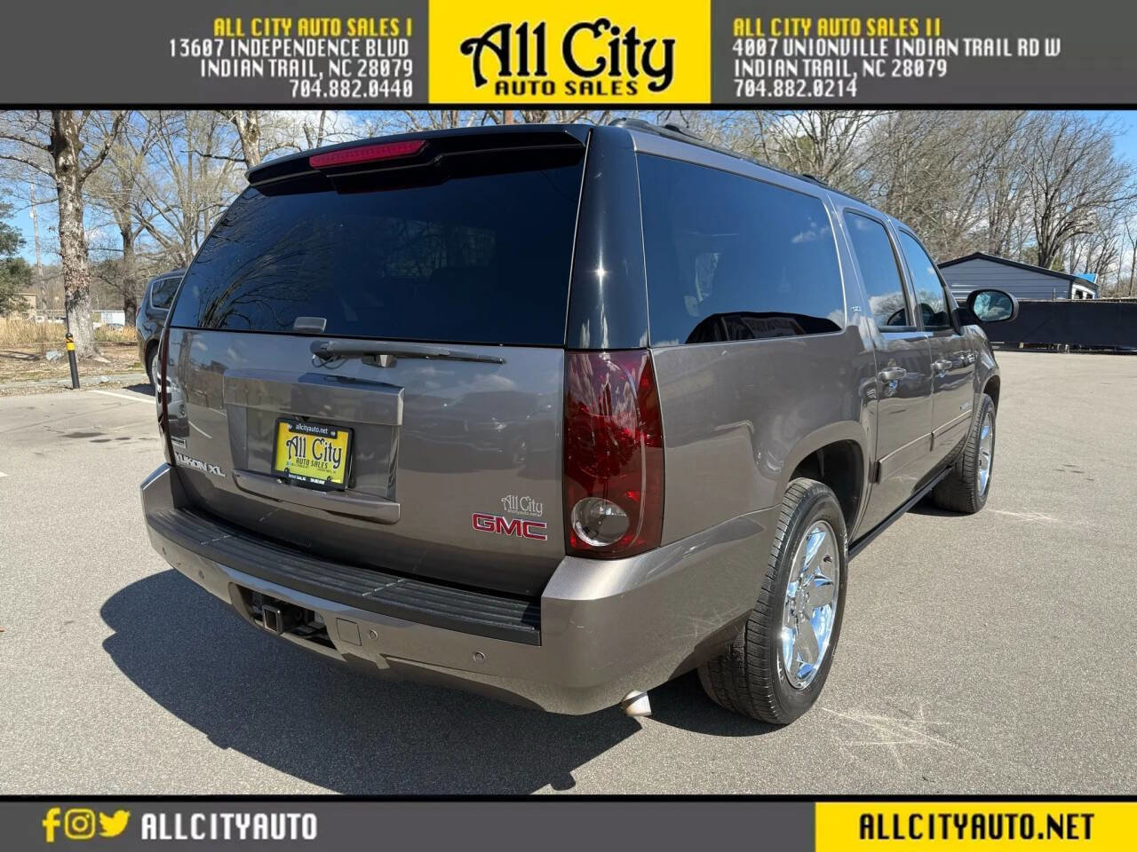 Used 2011 GMC Yukon XL SLT w/ SLT-2 Equipment Package RWD image 7