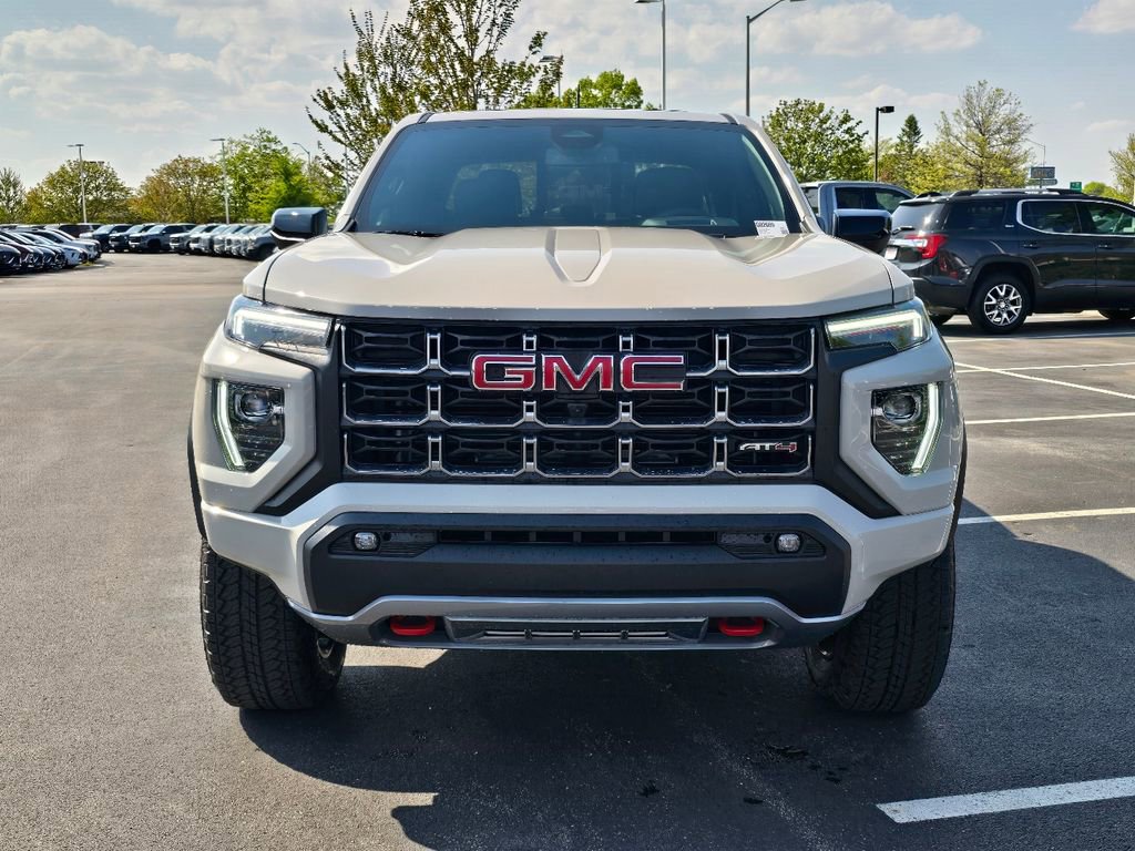 New 2026 GMC Canyon AT4 w/ Technology Plus Package AWD/4WD image 4