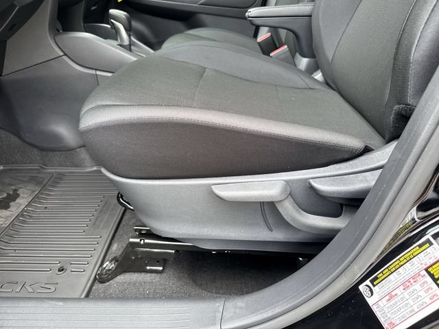 New 2025 Nissan Kicks Play S FWD image 27
