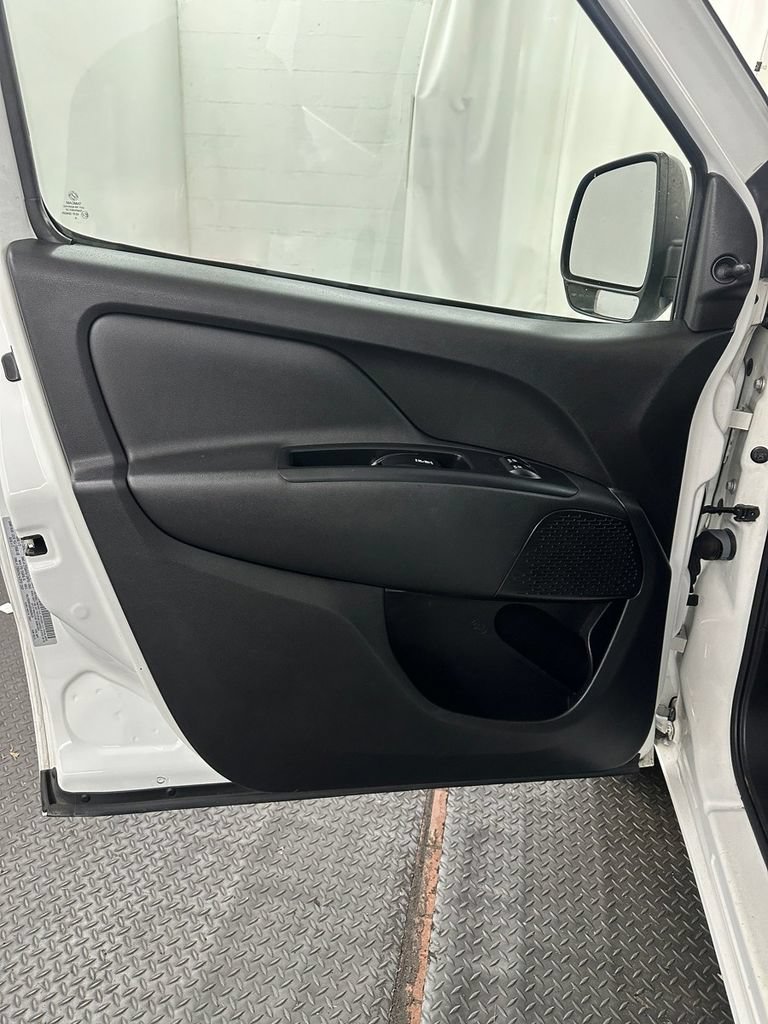 Used 2019 RAM ProMaster City Tradesman FWD image 8