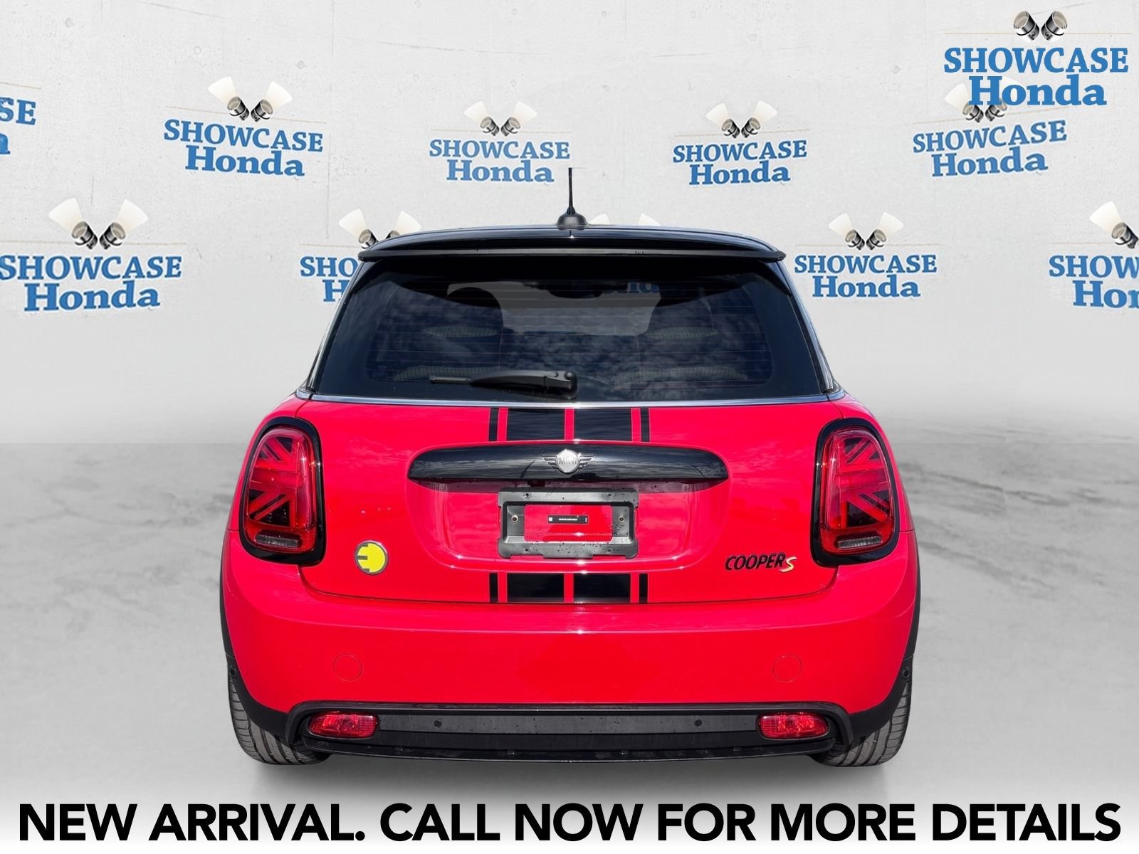 Used 2024 MINI Cooper SE FWD image 7