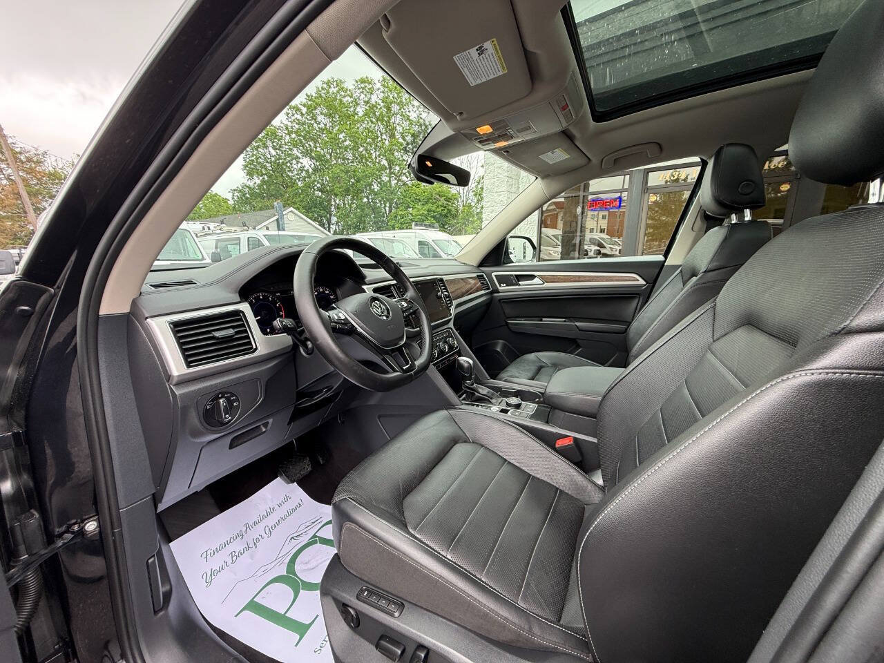 Used 2018 Volkswagen Atlas SEL Premium AWD/4WD image 5