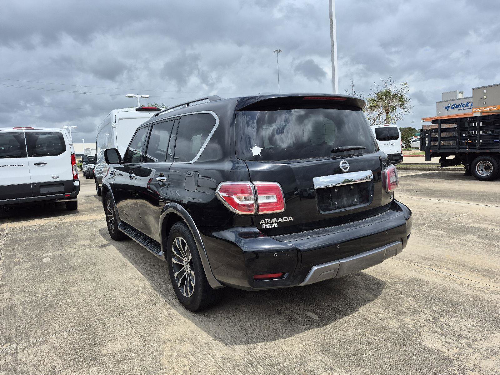 Used 2020 Nissan Armada SL w/ Premium Package image 4