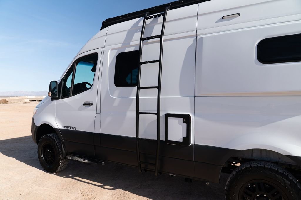 Used 2023 Mercedes-Benz Sprinter 2500 image 80