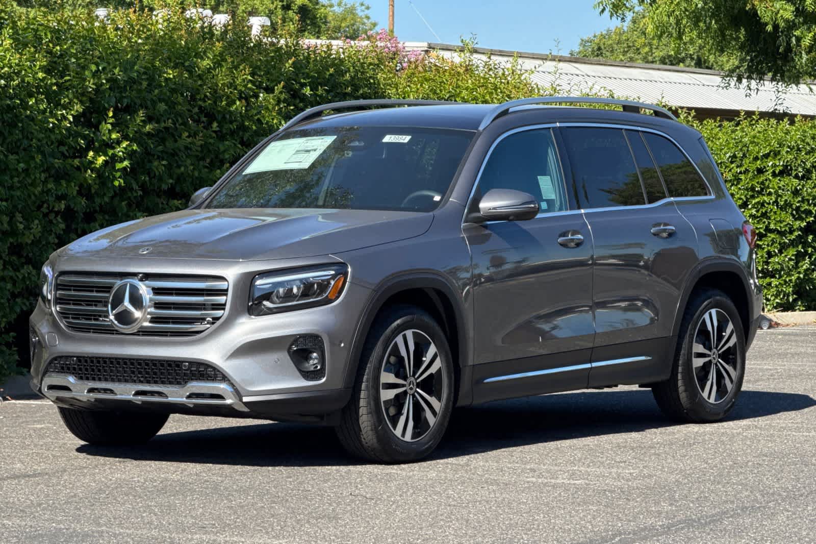 New 2026 Mercedes-Benz GLB 250 image 7