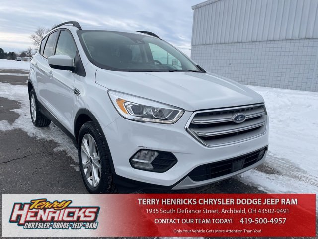 Used 2019 Ford Escape SEL image 1